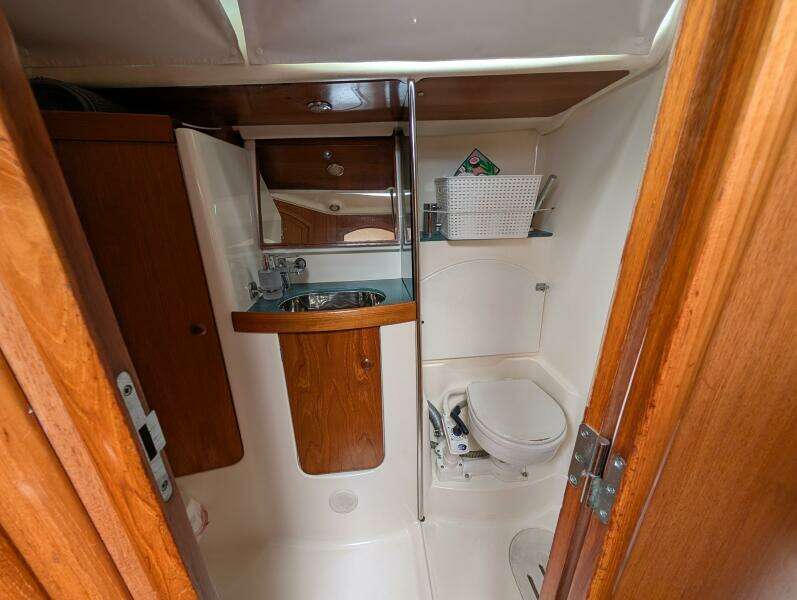 Wahoo 43ft Jeanneau Yacht For Sale