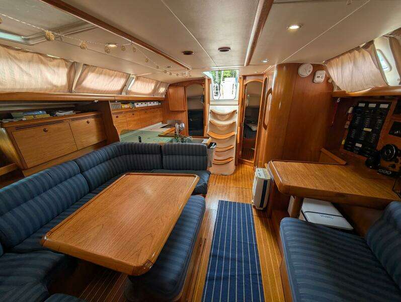 Wahoo 43ft Jeanneau Yacht For Sale