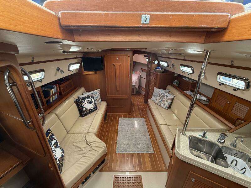 Pelican 37ft Island Packet Yacht For Sale