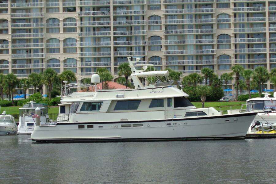 Ivory Lady 70ft Hatteras Yacht For Sale