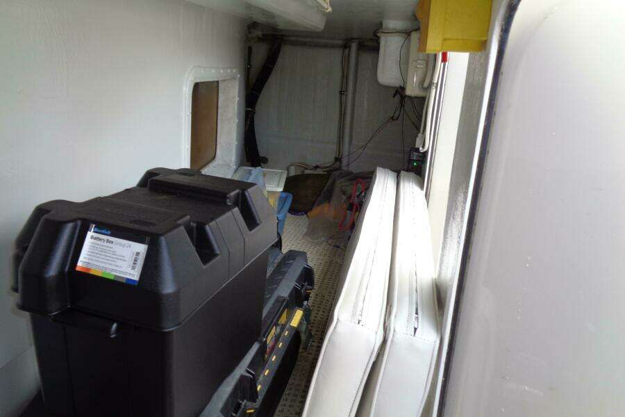 Ivory Lady 70ft Hatteras Yacht For Sale