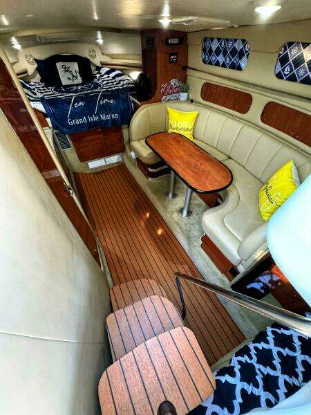 34ft Rinker Yacht For Sale