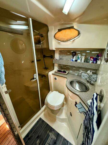 34ft Rinker Yacht For Sale