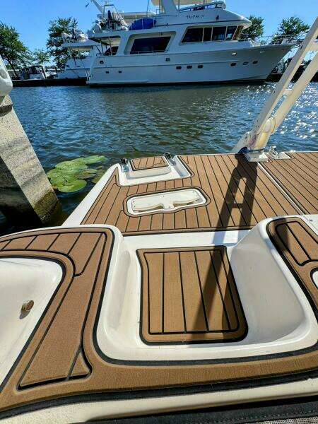 34ft Rinker Yacht For Sale