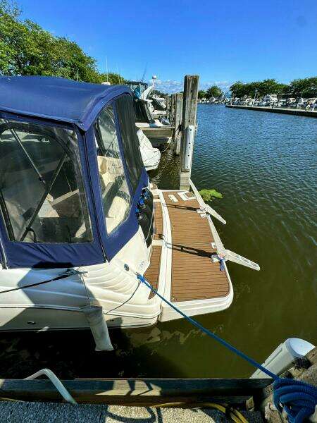 34ft Rinker Yacht For Sale