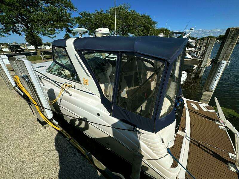 34ft Rinker Yacht For Sale