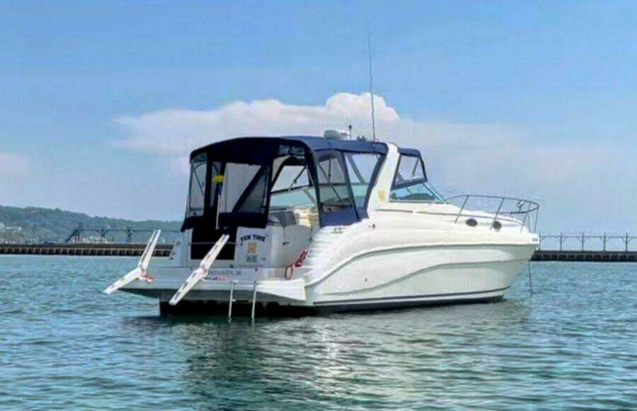 34ft Rinker Yacht For Sale
