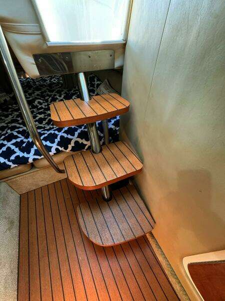 34ft Rinker Yacht For Sale