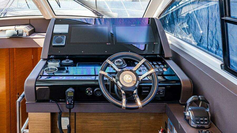 My Way 54ft Cruisers Yachts Yacht For Sale
