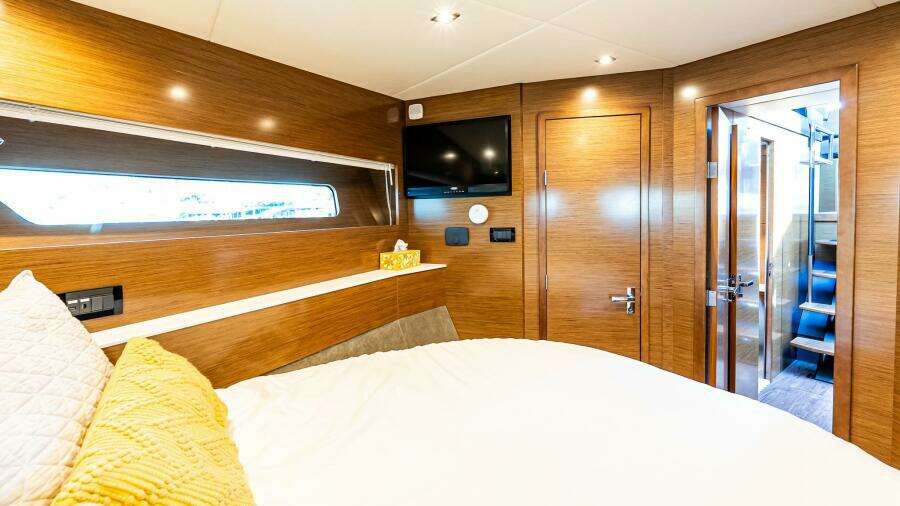 My Way 54ft Cruisers Yachts Yacht For Sale