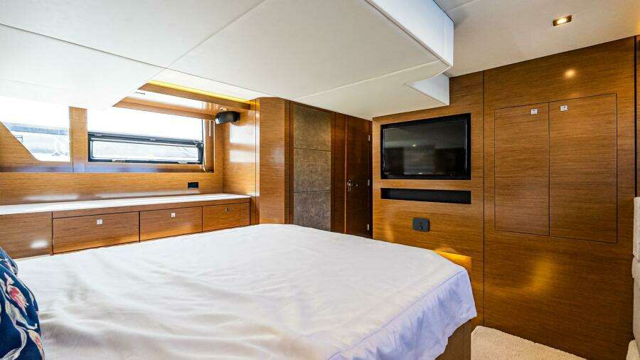 My Way 54ft Cruisers Yachts Yacht For Sale