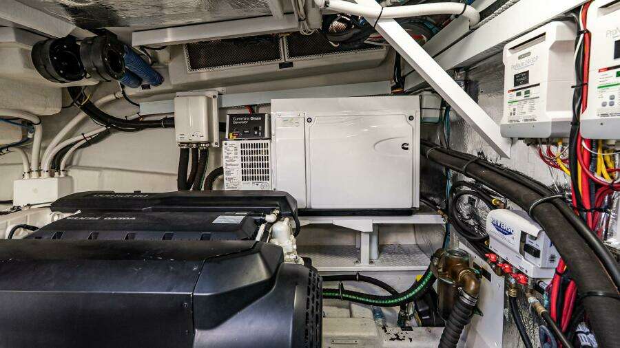My Way 54ft Cruisers Yachts Yacht For Sale