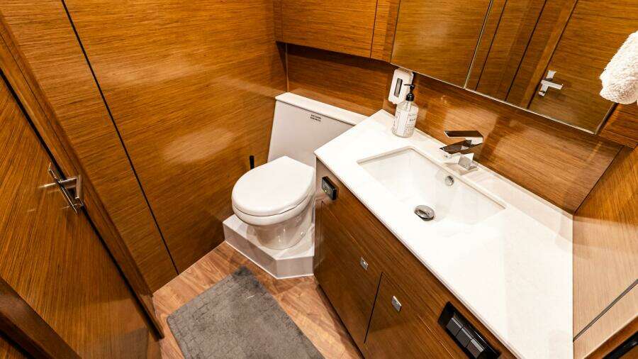 My Way 54ft Cruisers Yachts Yacht For Sale