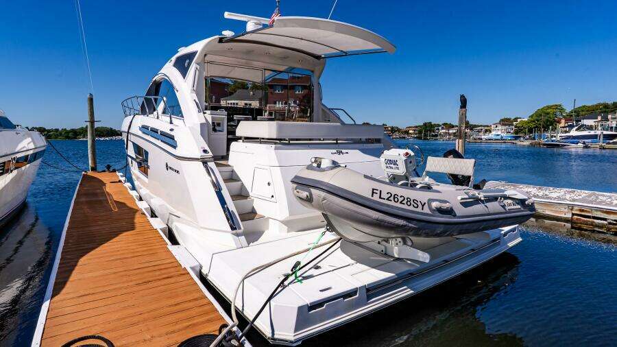 My Way 54ft Cruisers Yachts Yacht For Sale