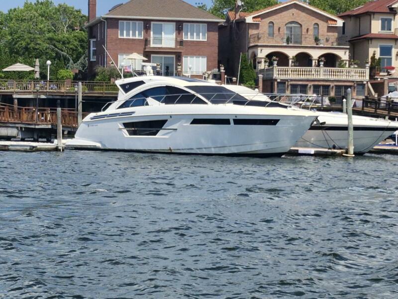 54' 2019 Cruisers Yachts 54 Cantius