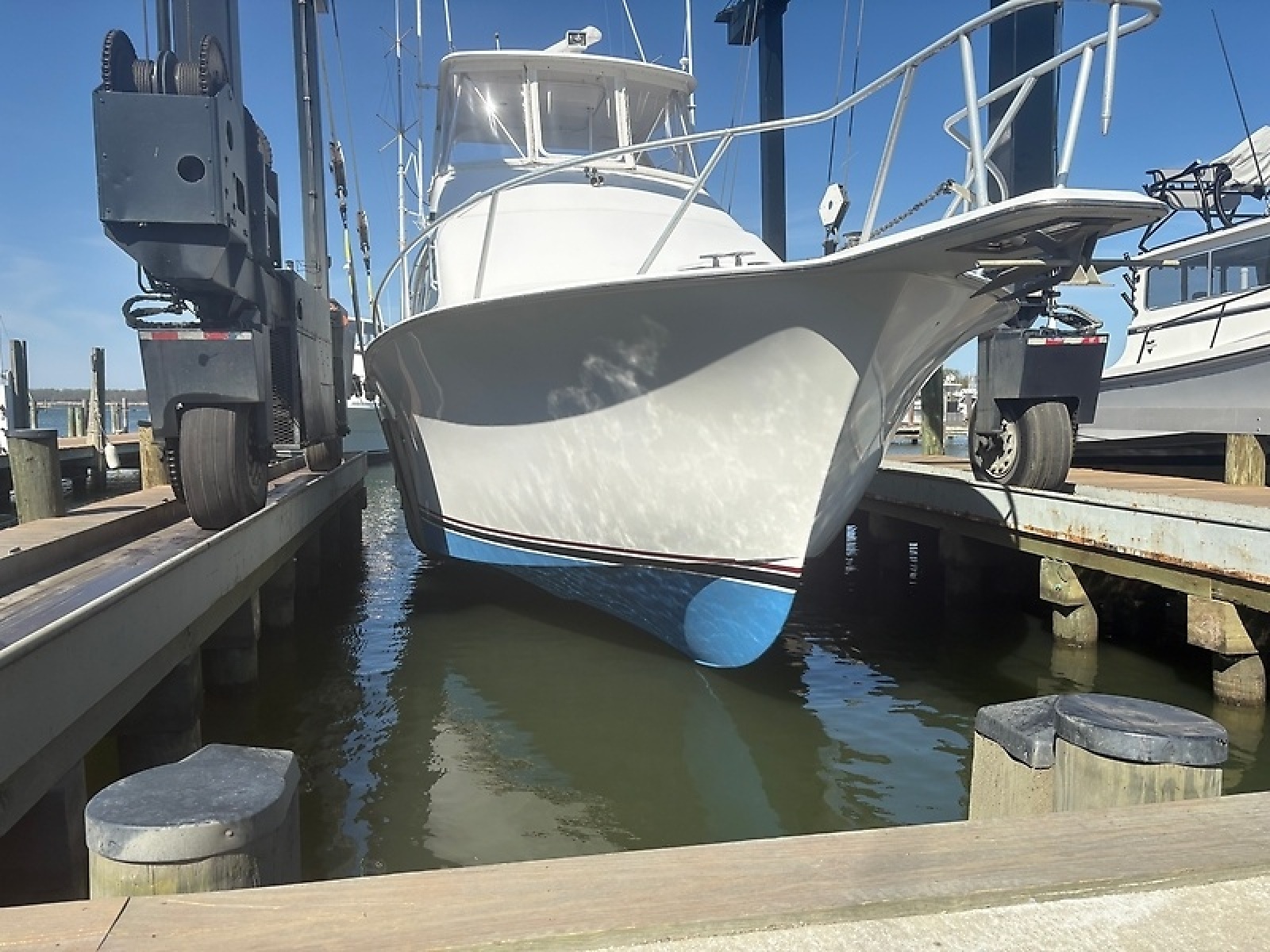 40' 1999 Ocean Yachts 40