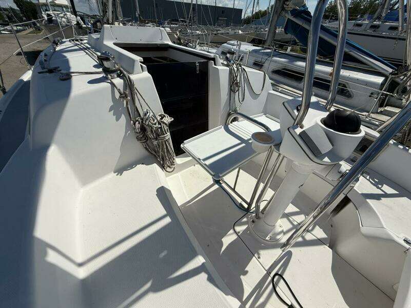 INCONCEIVABLE 30ft Hunter Yacht For Sale