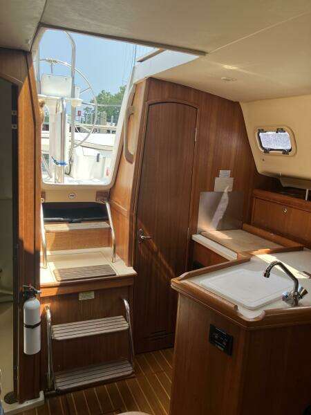 INCONCEIVABLE 30ft Hunter Yacht For Sale