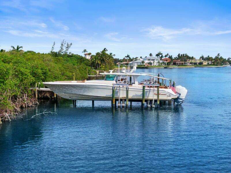 65ft HCB Yacht For Sale