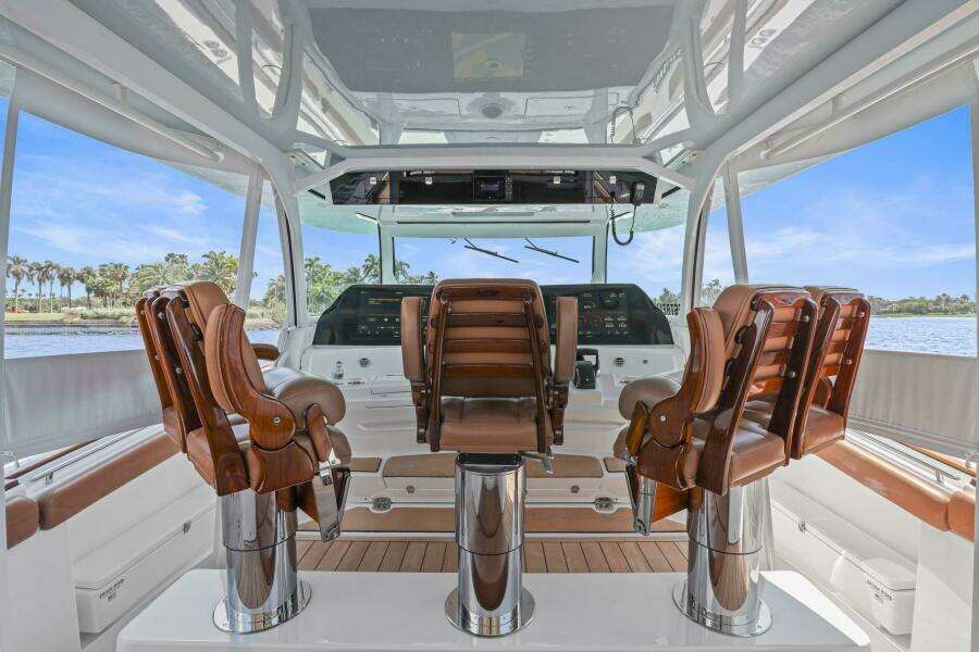 65ft HCB Yacht For Sale
