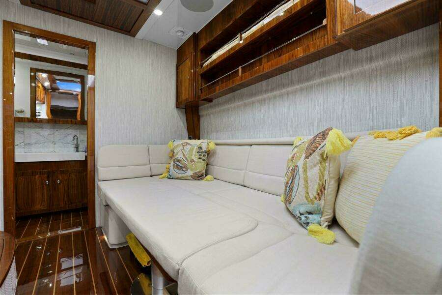 65ft HCB Yacht For Sale