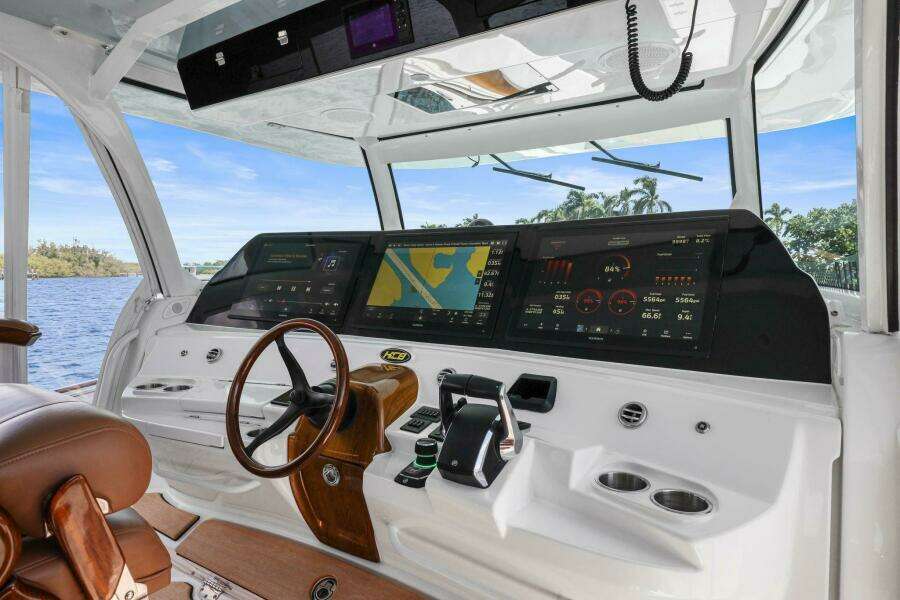 65ft HCB Yacht For Sale