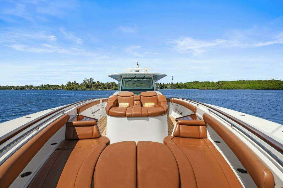 65ft HCB Yacht For Sale