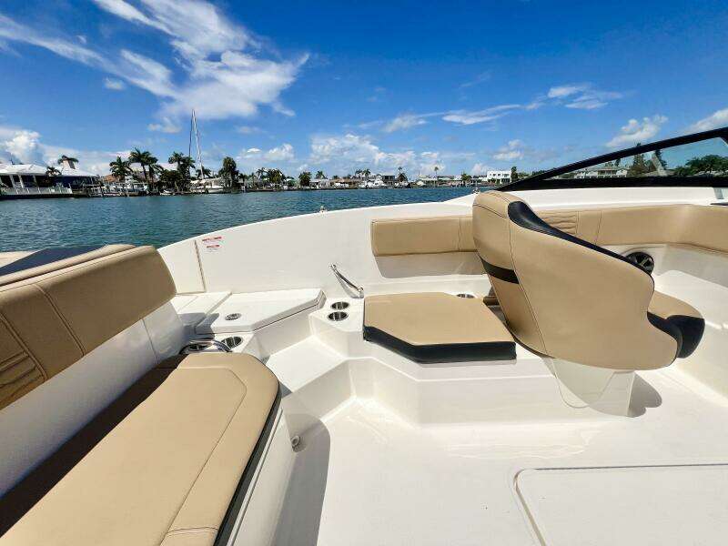 21ft Sea Ray Yacht For Sale