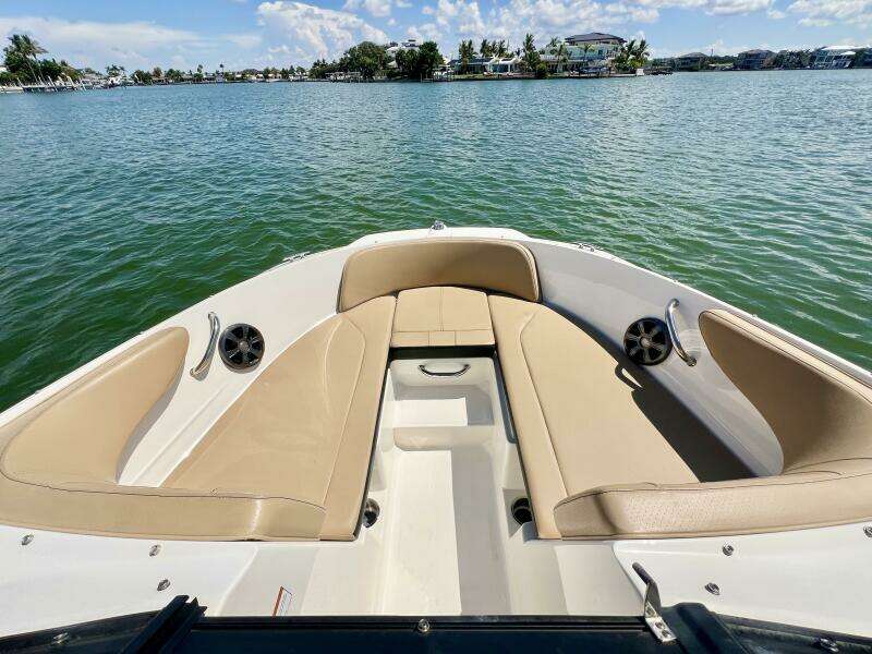 21ft Sea Ray Yacht For Sale
