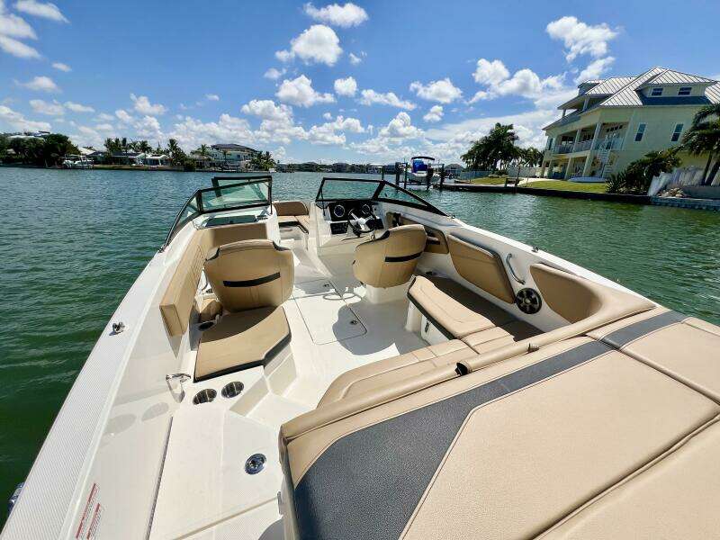 21ft Sea Ray Yacht For Sale