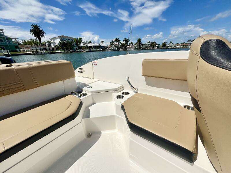 21ft Sea Ray Yacht For Sale