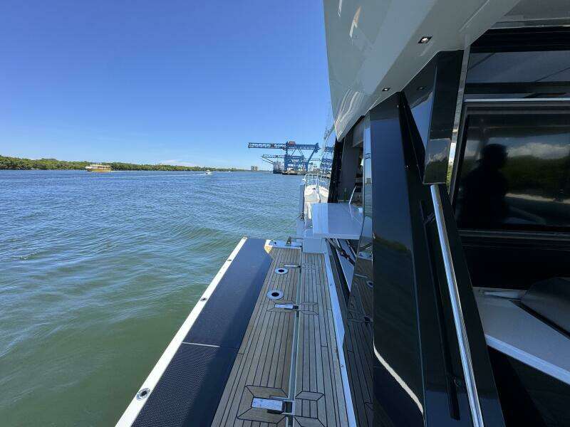 64ft Galeon Yacht For Sale