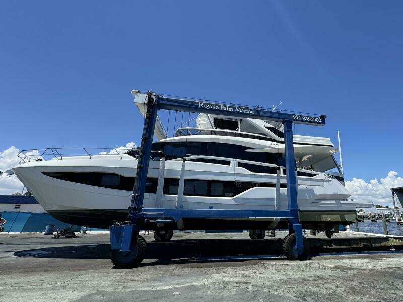 64ft Galeon Yacht For Sale