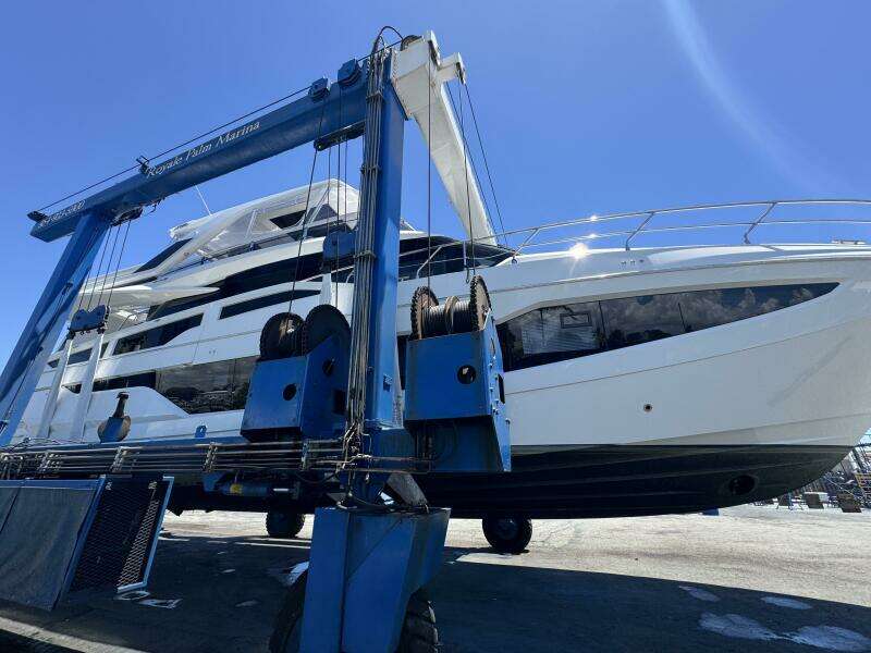 64ft Galeon Yacht For Sale