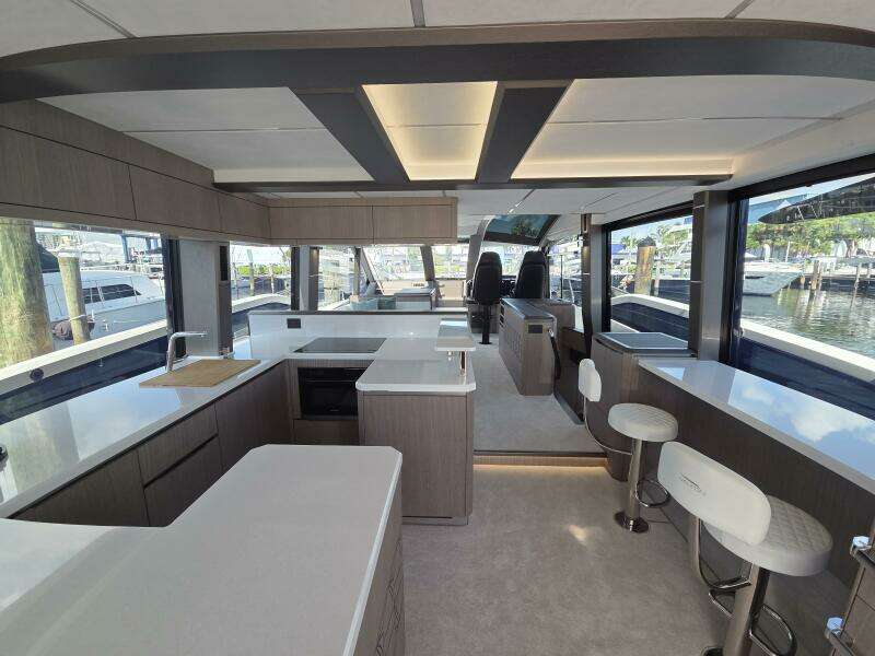 64ft Galeon Yacht For Sale