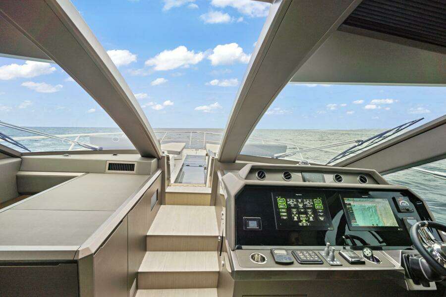 64ft Galeon Yacht For Sale