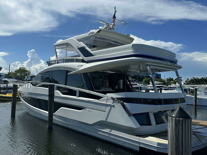 64ft Galeon Yacht For Sale