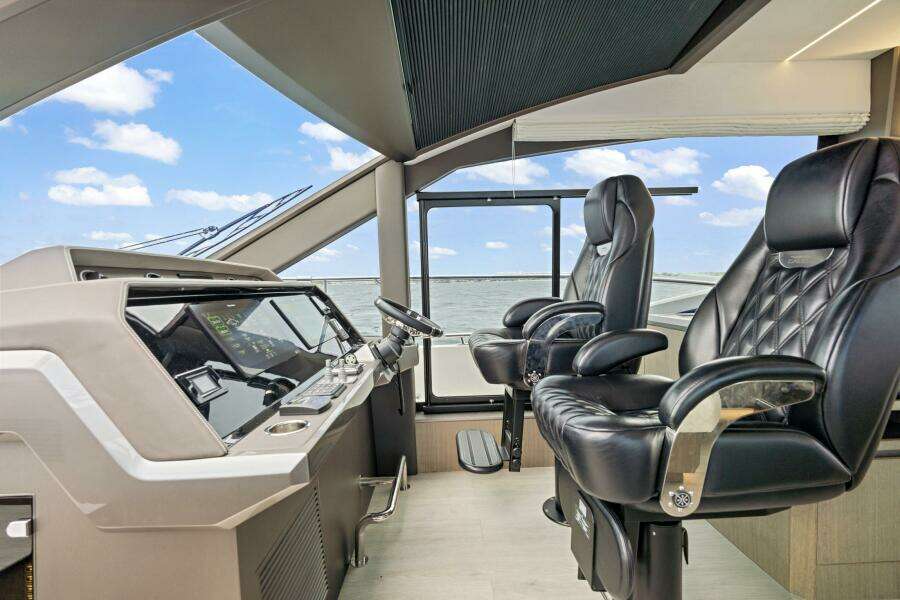 64ft Galeon Yacht For Sale
