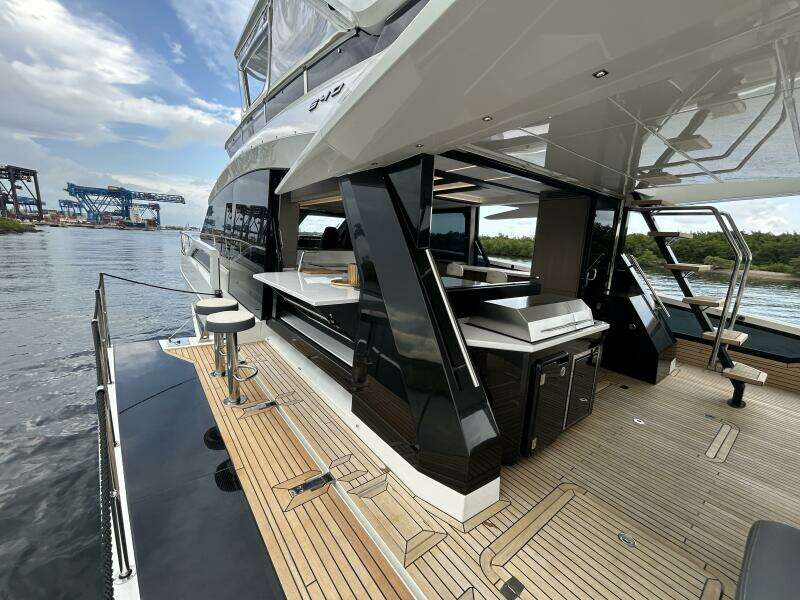 64ft Galeon Yacht For Sale