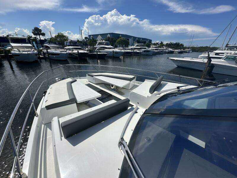 64ft Galeon Yacht For Sale