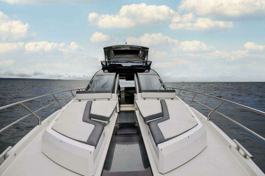 64ft Galeon Yacht For Sale