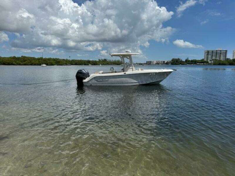 24ft Robalo Yacht For Sale