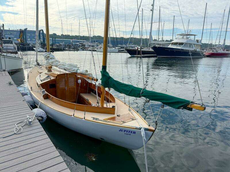 Jupiter 28ft Herreshoff Yacht For Sale