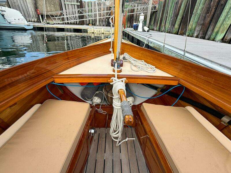 Jupiter 28ft Herreshoff Yacht For Sale