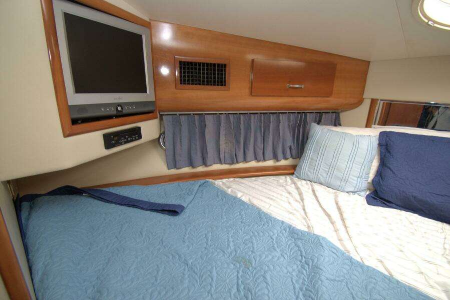 IV Play Too 46ft Carver Yacht For Sale
