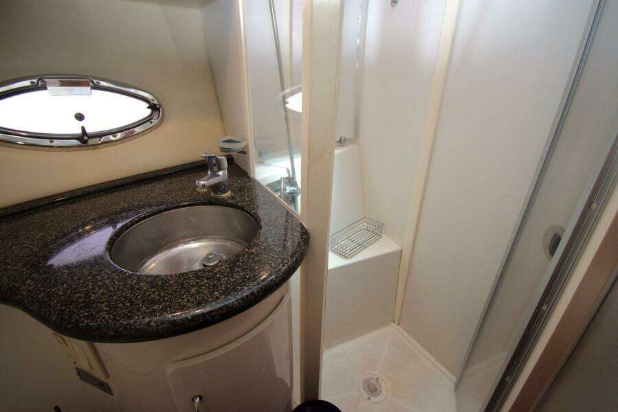 IV Play Too 46ft Carver Yacht For Sale