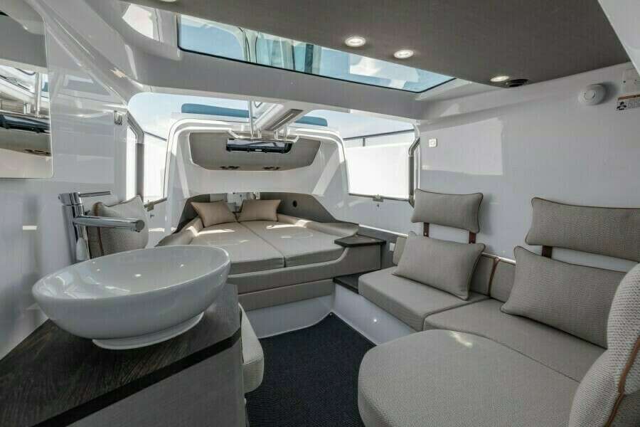 37ft Axopar Yacht For Sale