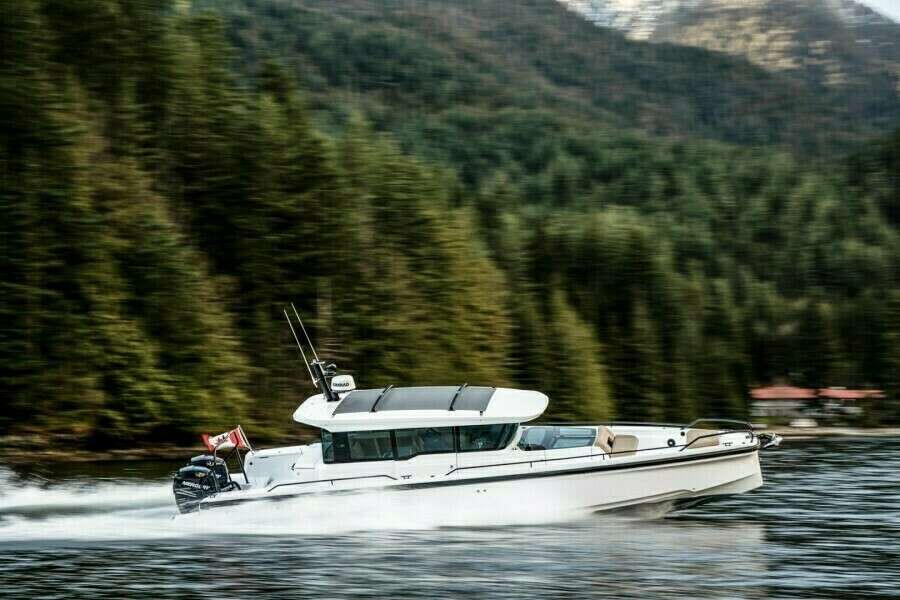 37ft Axopar Yacht For Sale
