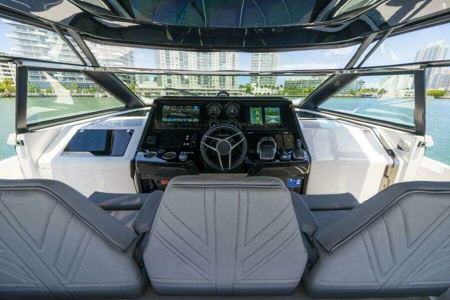 55ft Sunseeker Yacht For Sale