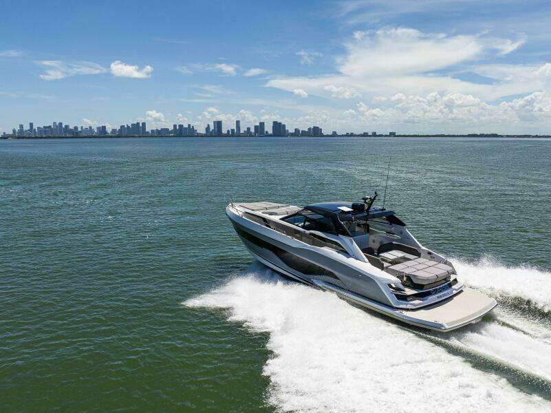 55ft Sunseeker Yacht For Sale